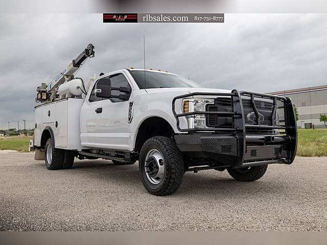 2019 Ford F-350 Super Duty XL 4WD photo