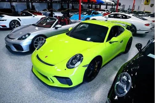 2018 Porsche 911 GT3 GT3 RWD photo