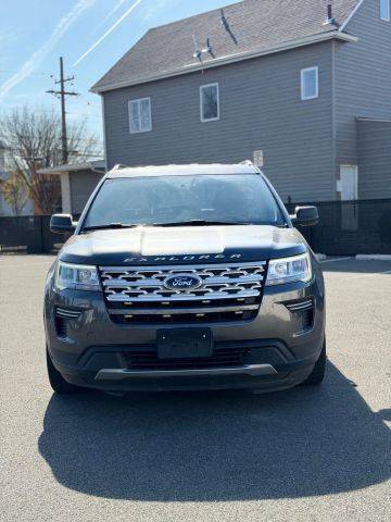 2018 Ford Explorer XLT 4WD photo
