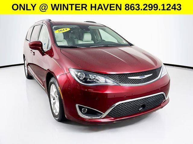 2019 Chrysler Pacifica Minivan Touring L Plus FWD photo