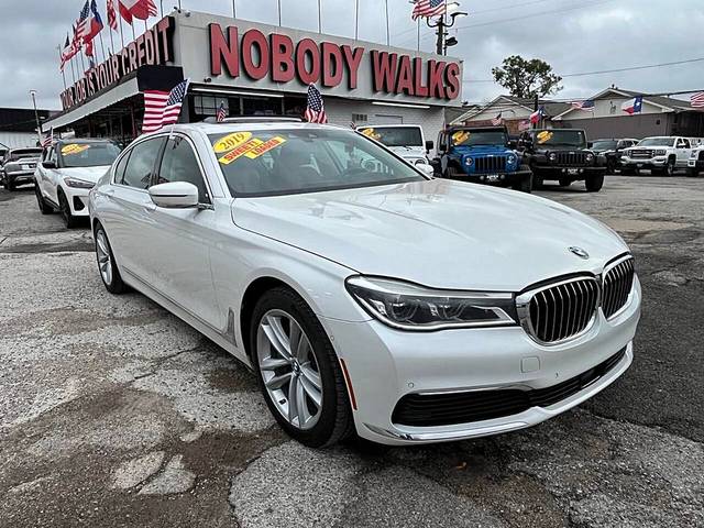 2019 BMW 7 Series 750i RWD photo