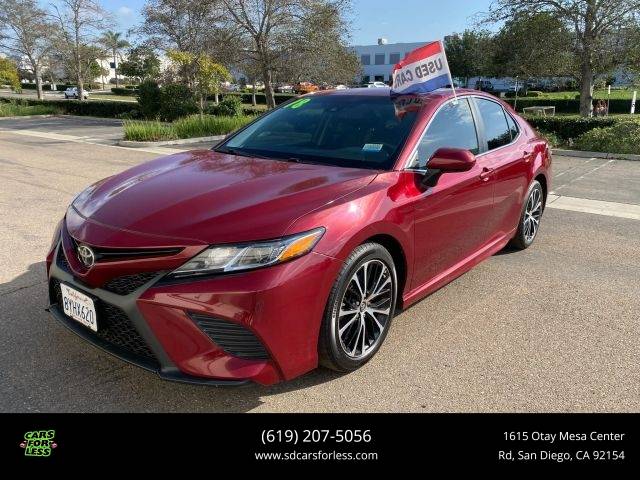 2018 Toyota Camry SE FWD photo