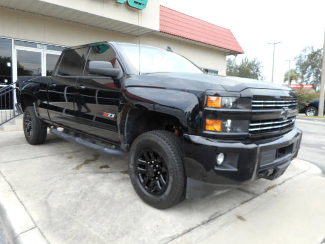 2019 Chevrolet Silverado 2500HD LTZ 4WD photo