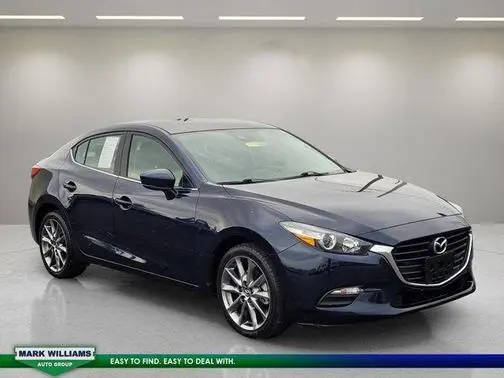 2018 Mazda 3 Touring FWD photo