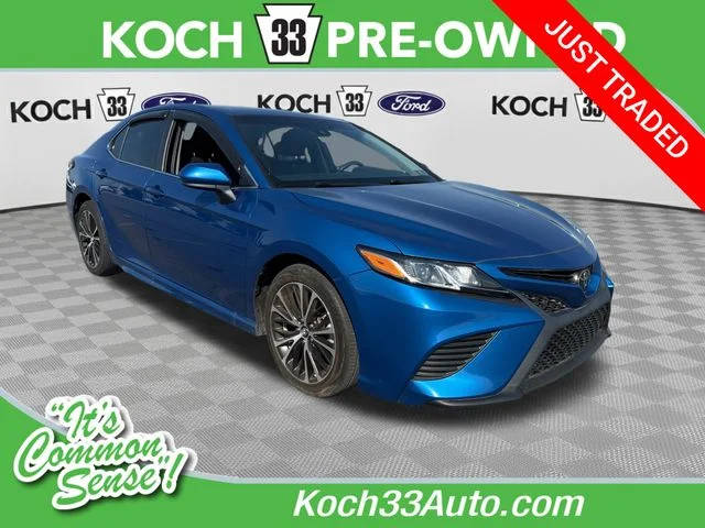 2018 Toyota Camry SE FWD photo