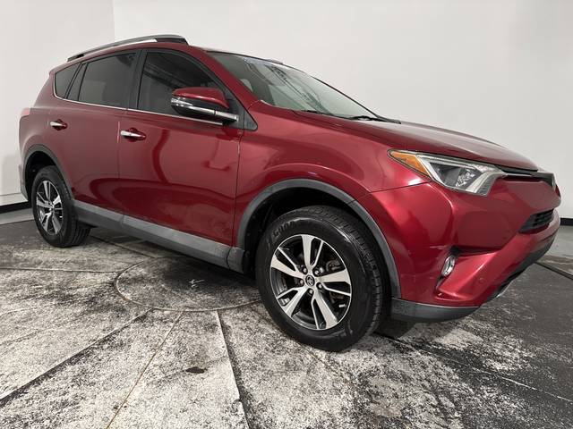 2018 Toyota RAV4 XLE FWD photo