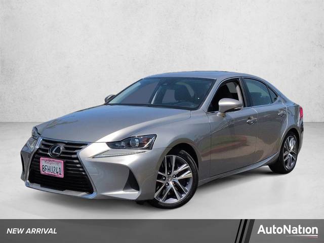 2018 Lexus IS IS 300 RWD photo