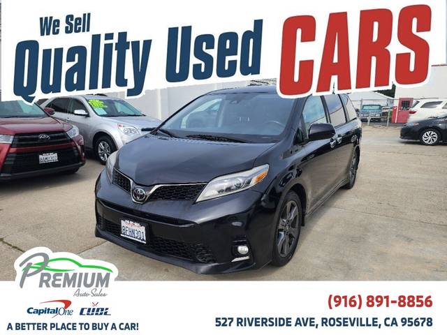 2018 Toyota Sienna SE FWD photo