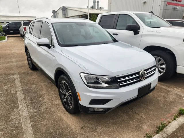 2018 Volkswagen Tiguan SEL FWD photo