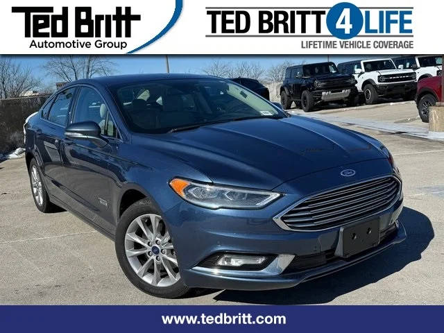 2018 Ford Fusion Energi Titanium FWD photo