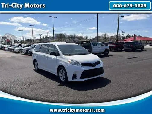 2019 Toyota Sienna L FWD photo