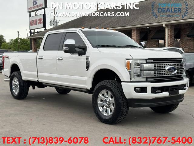 2019 Ford F-350 Super Duty Platinum 4WD photo