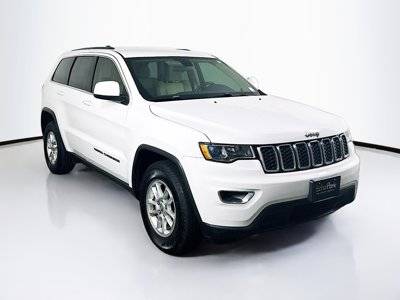 2019 Jeep Grand Cherokee Laredo RWD photo