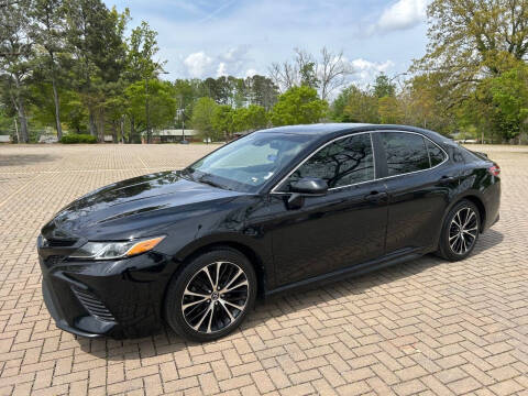 2018 Toyota Camry SE FWD photo