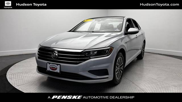 2019 Volkswagen Jetta SEL FWD photo