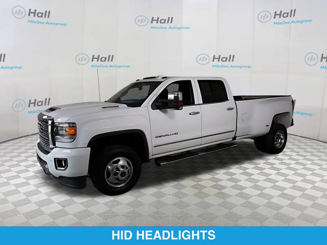 2019 GMC Sierra 3500HD Denali 4WD photo