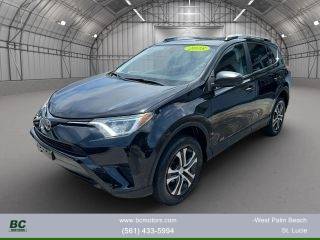 2018 Toyota RAV4 LE FWD photo