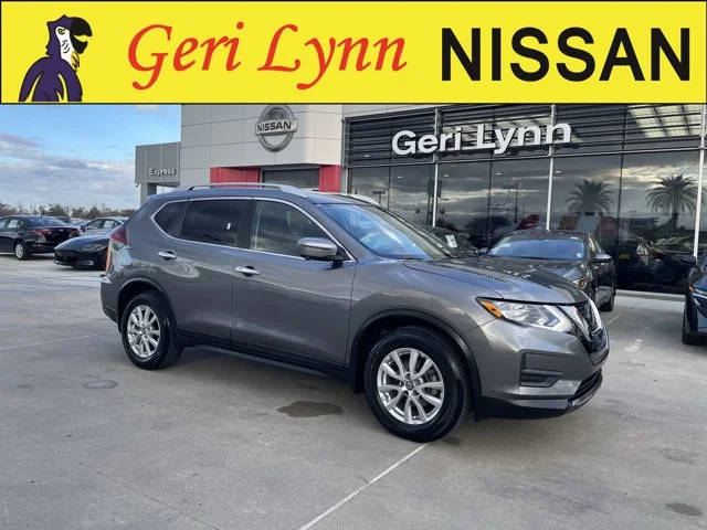 2018 Nissan Rogue SV FWD photo