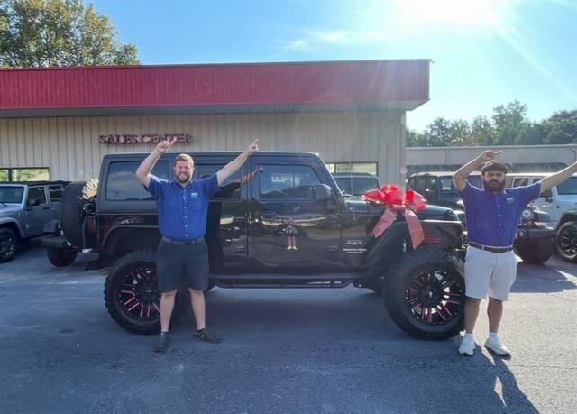 2018 Jeep Wrangler Unlimited Sahara 4WD photo