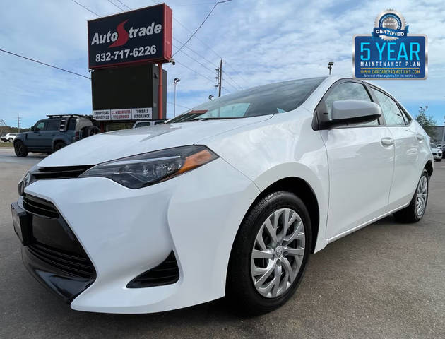 2019 Toyota Corolla LE FWD photo