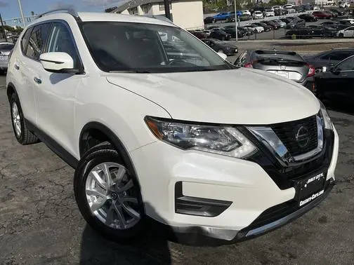 2018 Nissan Rogue SV AWD photo