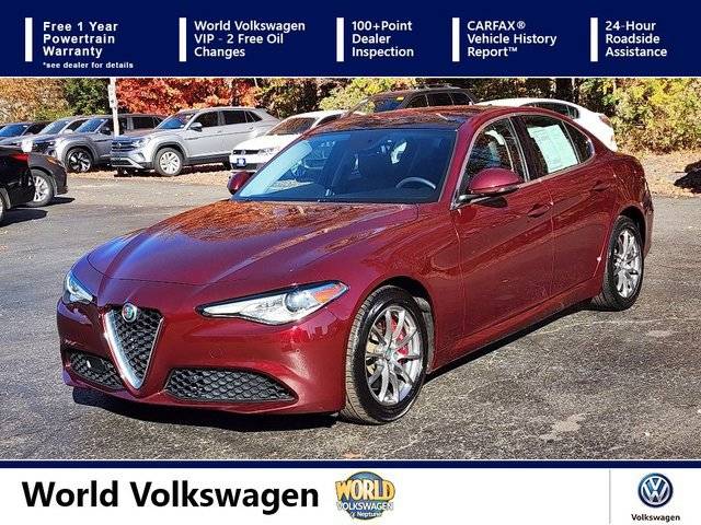 2018 Alfa Romeo Giulia  AWD photo