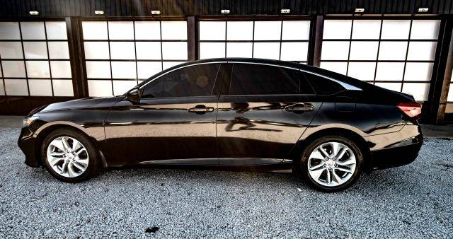 2018 Honda Accord LX 1.5T FWD photo