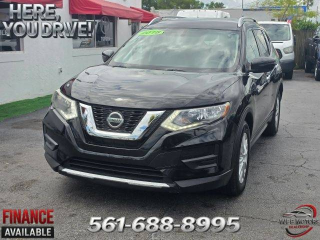 2018 Nissan Rogue SV FWD photo
