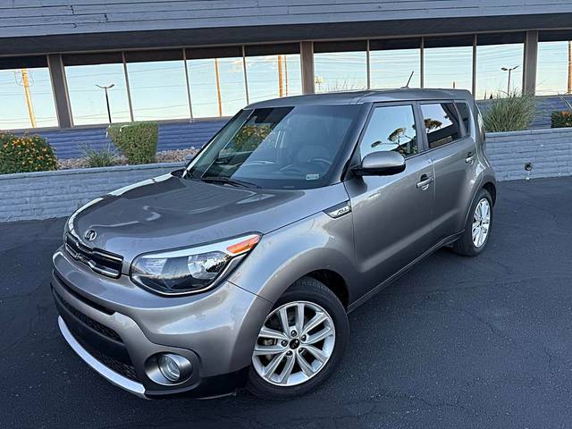 2018 Kia Soul + FWD photo