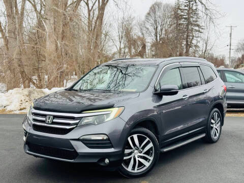 2016 Honda Pilot Touring AWD photo