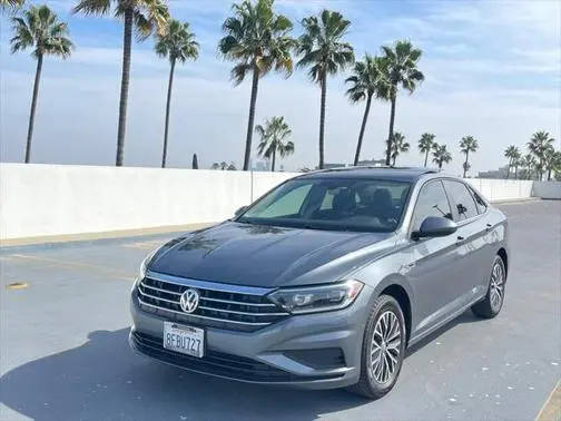 2019 Volkswagen Jetta SEL FWD photo