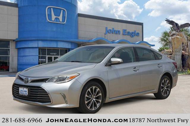 2018 Toyota Avalon XLE FWD photo
