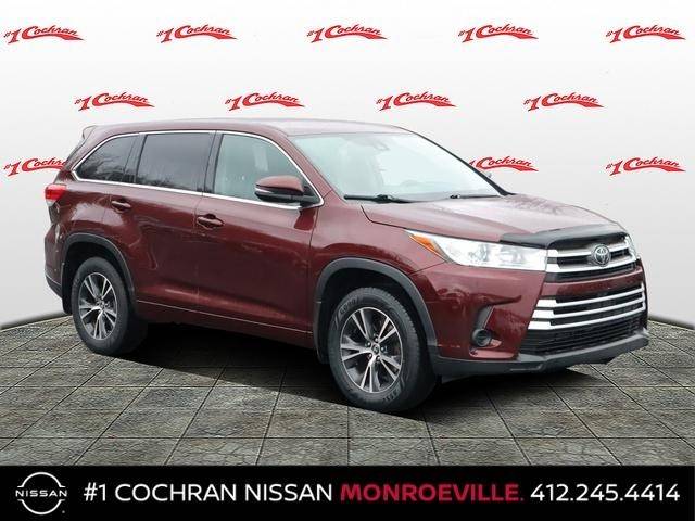 2018 Toyota Highlander LE AWD photo