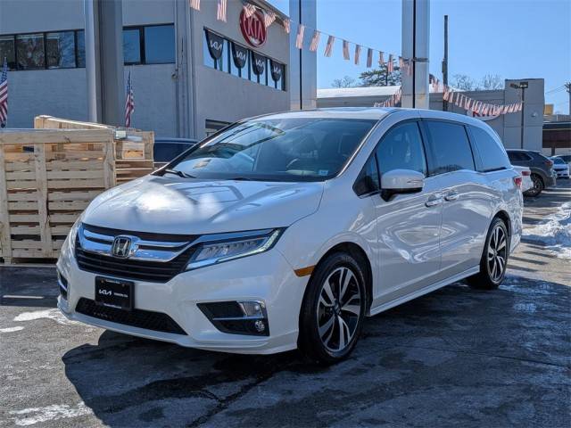 2019 Honda Odyssey Elite FWD photo