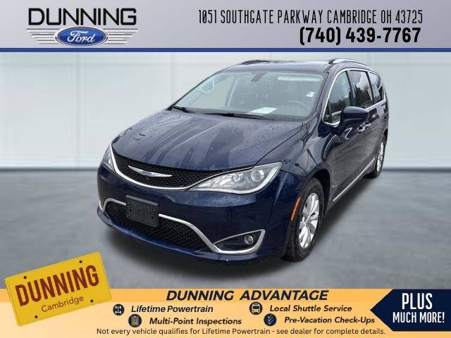 2019 Chrysler Pacifica Minivan Touring L FWD photo