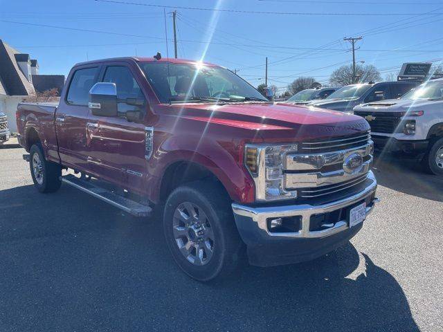 2019 Ford F-250 Super Duty LARIAT 4WD photo