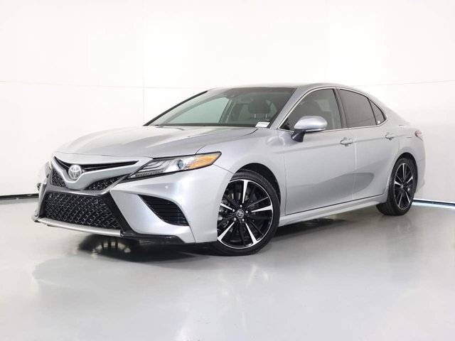 2018 Toyota Camry XSE FWD photo