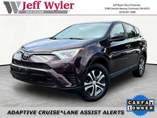2018 Toyota RAV4 LE AWD photo