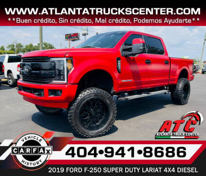 2019 Ford F-250 Super Duty LARIAT 4WD photo