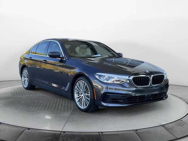 2019 BMW 5 Series 540i RWD photo