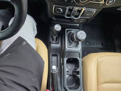 2018 Jeep Wrangler Unlimited Sahara 4WD photo