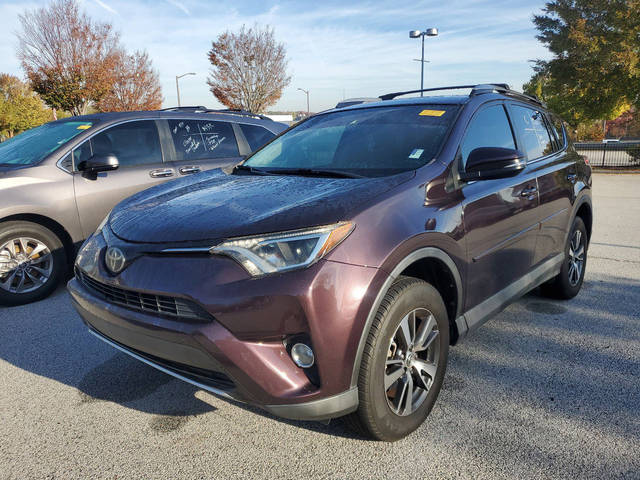 2018 Toyota RAV4 XLE FWD photo