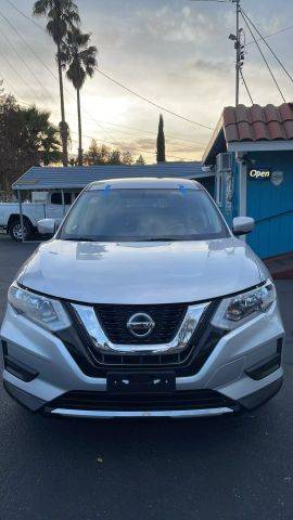 2018 Nissan Rogue S FWD photo