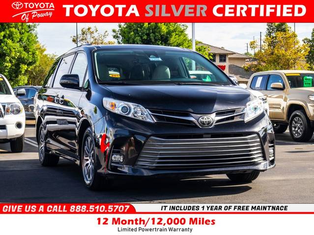 2019 Toyota Sienna XLE FWD photo