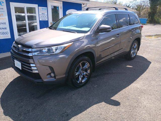 2018 Toyota Highlander Limited Platinum AWD photo
