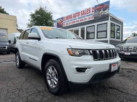 2018 Jeep Grand Cherokee Laredo E 4WD photo