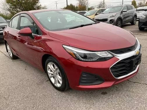 2019 Chevrolet Cruze LT FWD photo