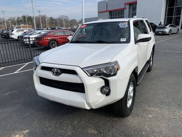 2018 Toyota 4Runner SR5 4WD photo