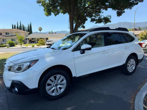 2019 Subaru Outback Premium AWD photo