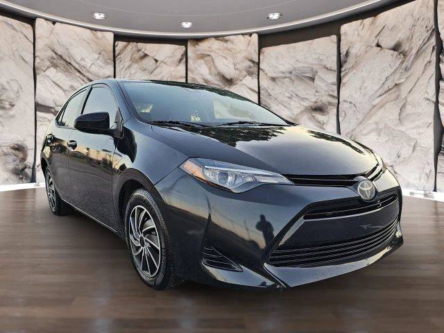 2019 Toyota Corolla LE FWD photo